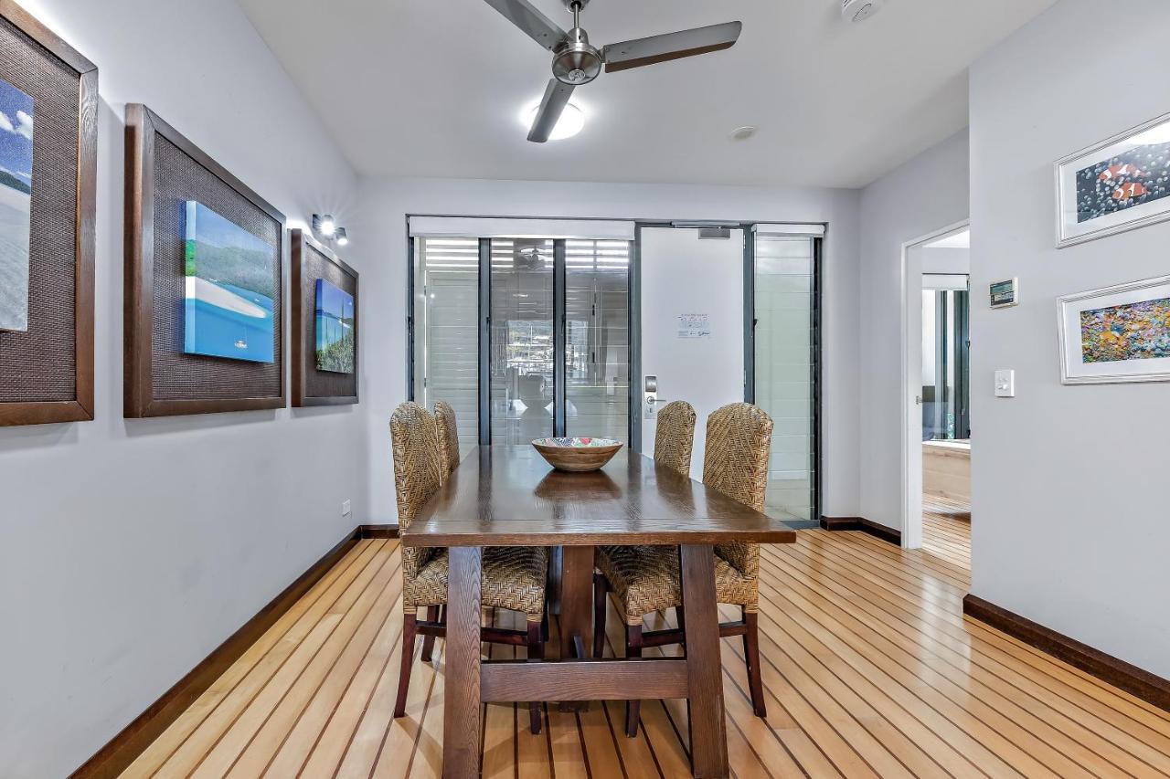 Seas The Day At The Marina Appartement Airlie Beach Buitenkant foto